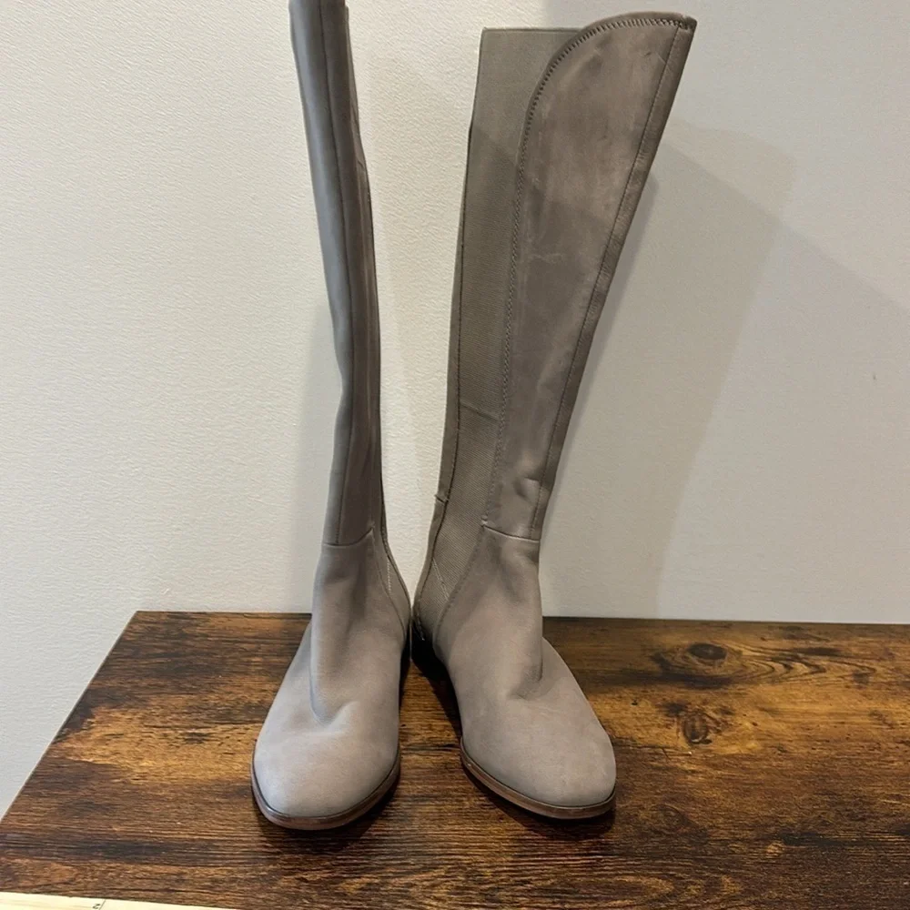Louis Et Cie Vallery gore contrast size 6 suede gray